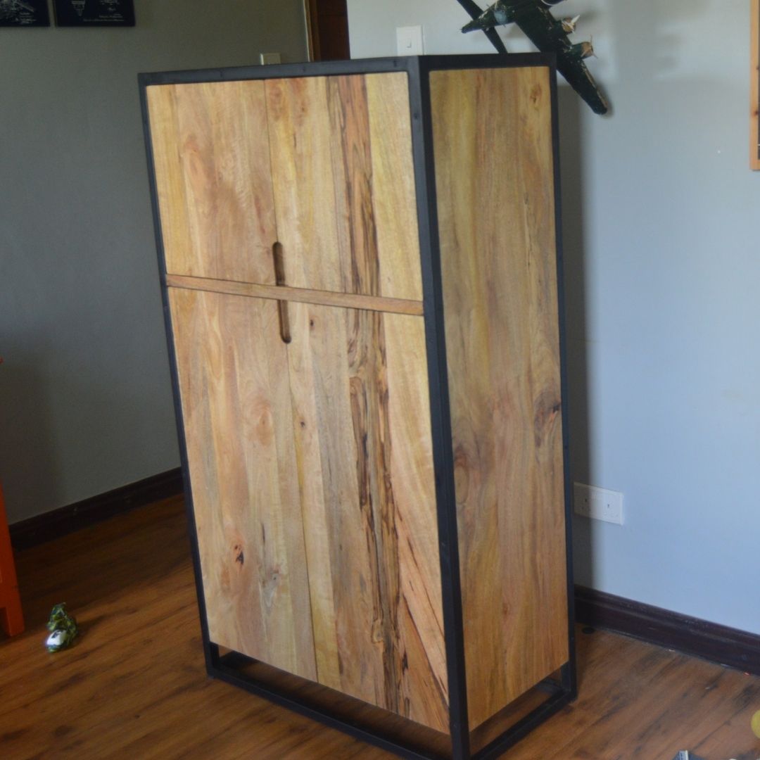 UnityMakers's tweet photo. When you're looking for something practical but understated... 😉

 "

#NordicFurniture
#MinimalistDesign
#MangoHardwood
#KenyanCraftsmen
#HandmadeFurniture
#SustainableDesign
#ScandinavianStyle
#NordicHome
#WoodCraftsmanship
#EthicalFurniture
#InteriorInspiration https://t.co/l3xgBbUiYc