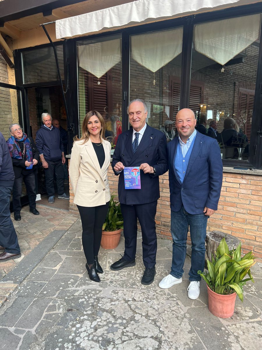 UdcIta's tweet photo. 🗳️🇮🇹 Il Segretario Nazionale #Udc @L_Cesa ha incontrato ieri le comunità umbre, ascoltando con attenzione le istanze, le esigenze e le speranze delle realtà locali. #Umbria è un territorio ricco di storia e valori, che merita un dialogo costante e un ascolto autentico. https://t.co/aBathlGcRL