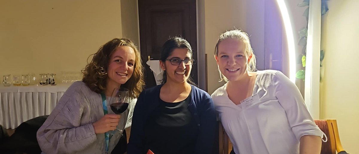 Had a really great two days of placenta fun at the #EPG2024 conference in Hradec Kralove meeting old friends and making new ones! Thank you to <a href="/EPG_Placenta/">EPG</a> for putting on a great conference and for the unexpected award for my presentation 🥳🥳 #placentafamily