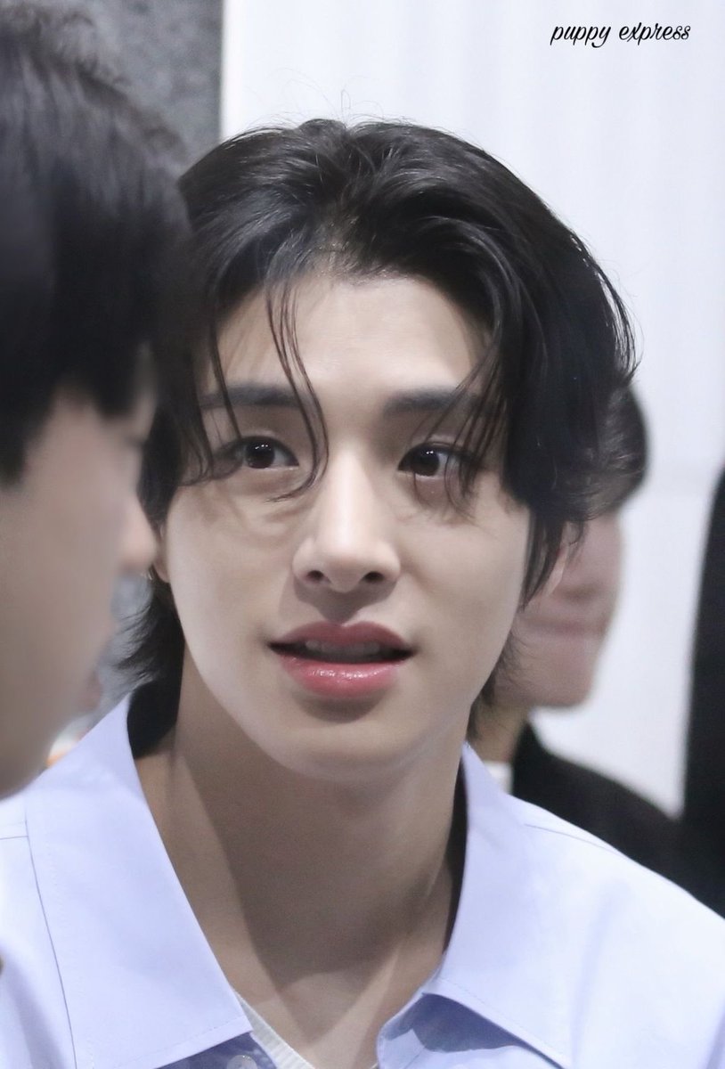 InningWithJake's tweet photo. #JAKE #제이크 #ENHYPEN 

☺️                                              🥺 https://t.co/XUgWxOcpmw