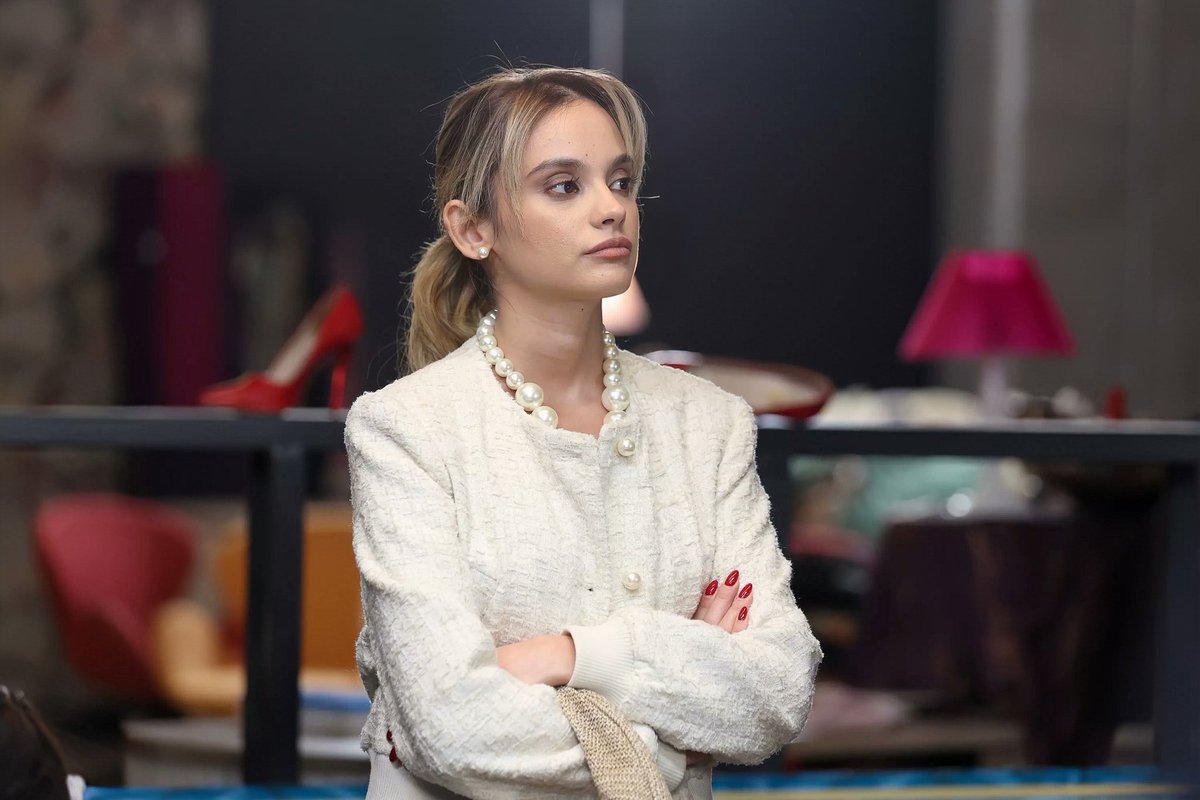 #Yalan : Bugün yalan yanı Hazal ve Melike 🌸🤍
#AslıhanGüner | #SerraPirinç