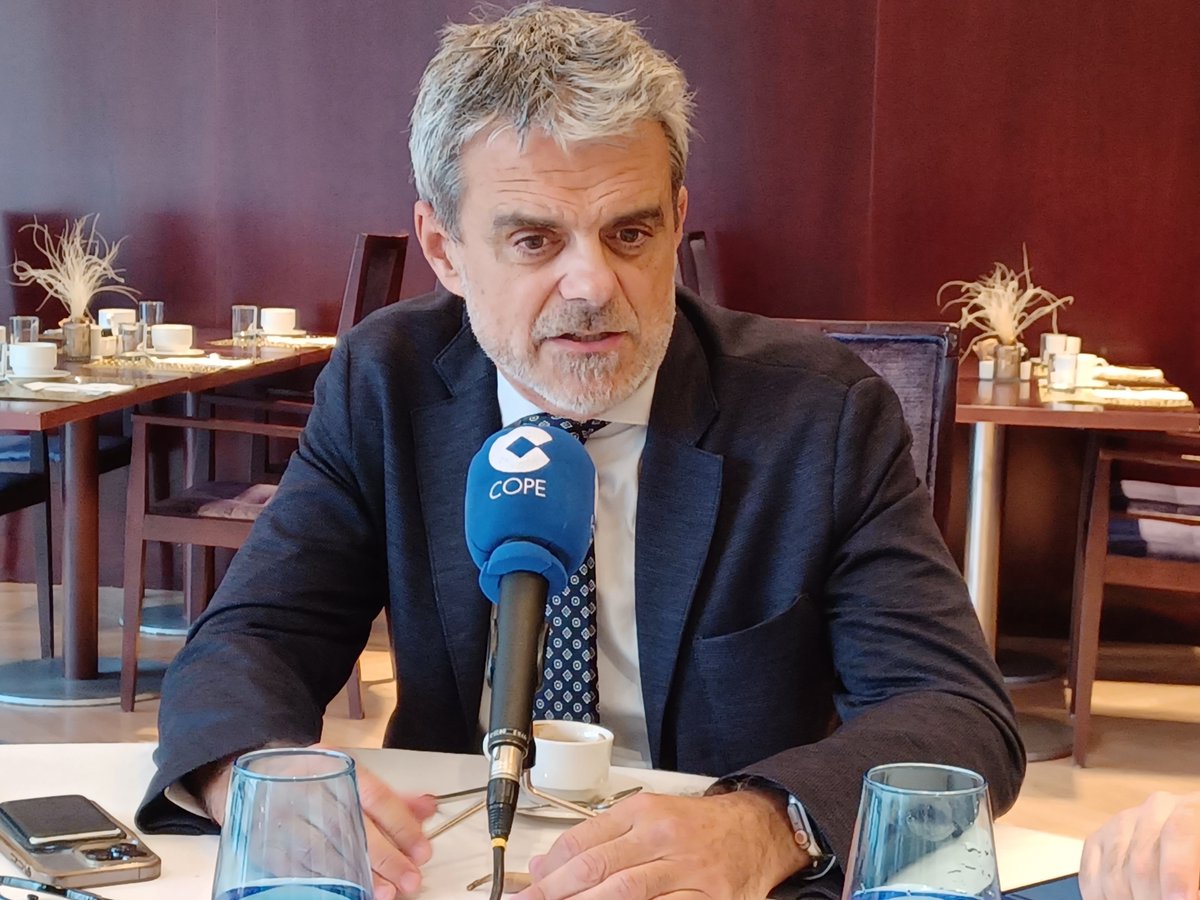 A las 12 con Carlos Losada en Converses desde <a href="/Eurostars/">Eurostars Hotel Company</a> Grand Marina <a href="/JaimeMalet/">Jaime Malet</a> presidente de la <a href="/AmChamSpain/">AmChamSpain</a> 

Como analista:

<a href="/aleix__mercader/">Aleix Mercader</a>   

Salvador Guillermo

Juan Carlos Valero <a href="/Valero_jc/">Juan Carlos Valero</a> 

Escúchanos aqui 👉cope.es/emisoras/catal…