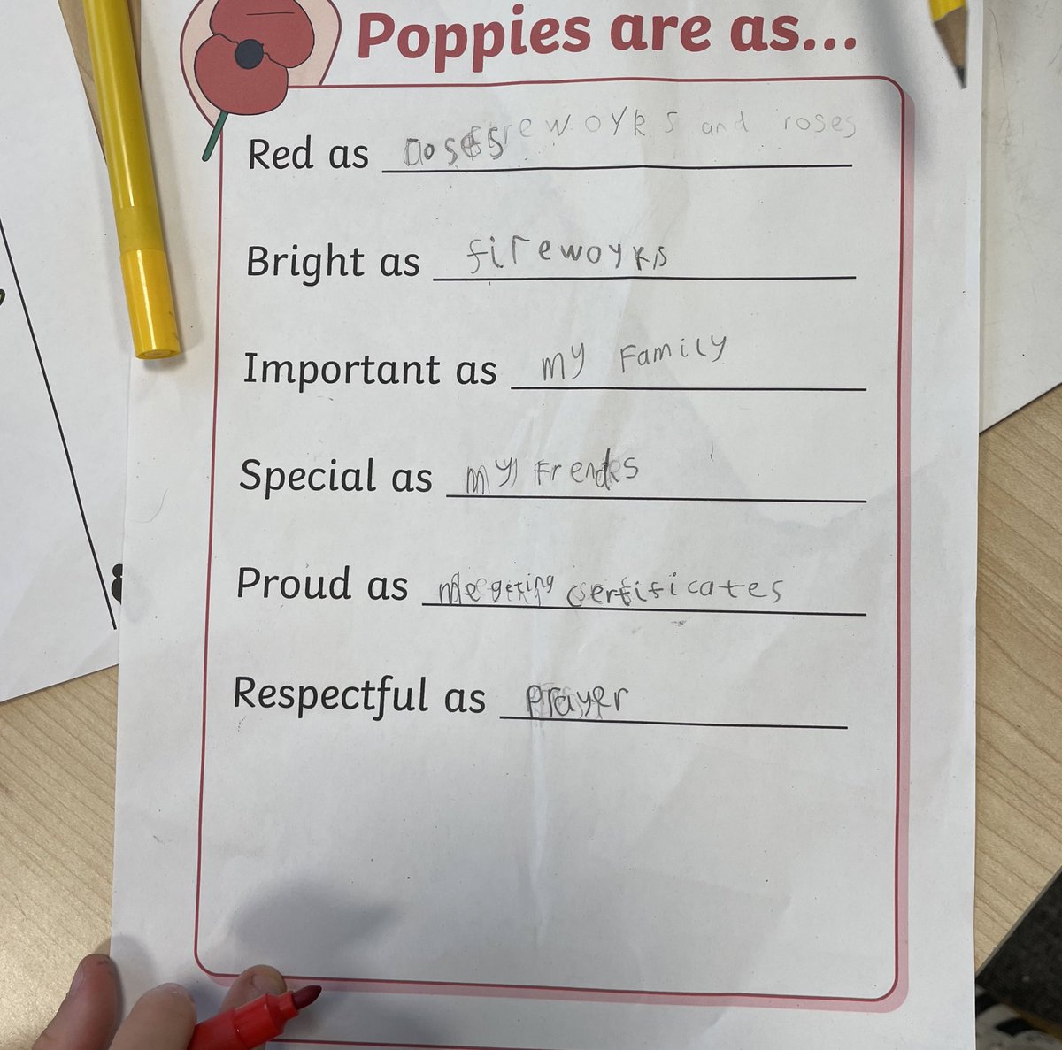 StNinians_PS's tweet photo. 🌟📸 Photo Friday from Primary 2. This week, P2 wrote wonderful descriptions of poppies, furthering their exploration of similes. We’re so proud of their creativity ✨📝 #PhotoFriday #Similes #CreativeWriting #rememberanceday https://t.co/jGISaw7hNP