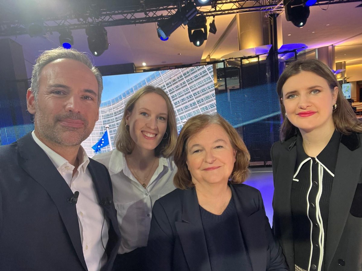 lafautealeurope's tweet photo. L’UE est-elle livrée à elle-même en matière de défense après l’élection de Trump ?
@YANoghes reçoit @NathalieLoiseau à 13h25 sur @franceinfo pour en débattre avec @JadeGrandin et @CamGijs https://t.co/M5UFNKDth6