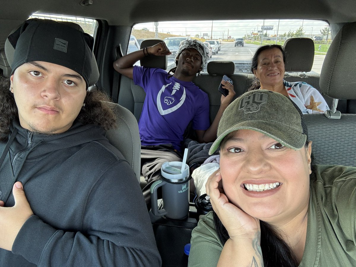 Lizeth Perez (@lizeth_perez23) on Twitter photo Another college visit in the books for some of my favorite Seniors! #classof2025 <a href="/4marcosss/">Marcos</a> <a href="/Cory_Thomasjr/">Cory Thomas</a> <a href="/HumbleISD_HHS/">Humble High School</a> <a href="/UTSA/">UTSA</a> <a href="/HumbleISD_AVID/">AVID</a> <a href="/latinstyle281/">$Perez281</a> Another college visit in the books for some of my favorite Seniors! #classof2025 <a href="/4marcosss/">Marcos</a> <a href="/Cory_Thomasjr/">Cory Thomas</a> <a href="/HumbleISD_HHS/">Humble High School</a> <a href="/UTSA/">UTSA</a> <a href="/HumbleISD_AVID/">AVID</a> <a href="/latinstyle281/">$Perez281</a>