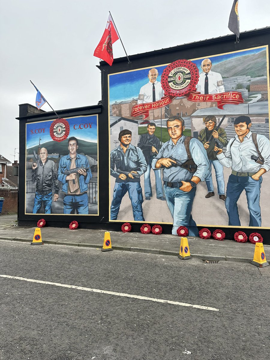 JimmyL1912's tweet photo. Brave young men, one and all
#Fourstep https://t.co/6aV038hNj0