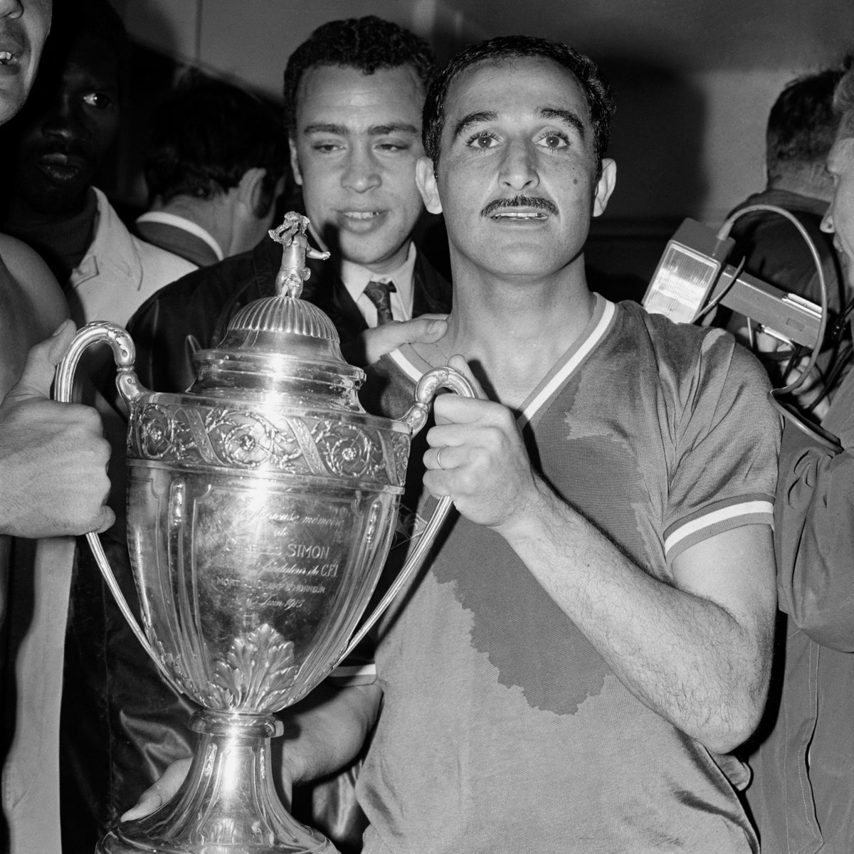 🖤 Rachid Mekhloufi. Un géant parmi les grands.