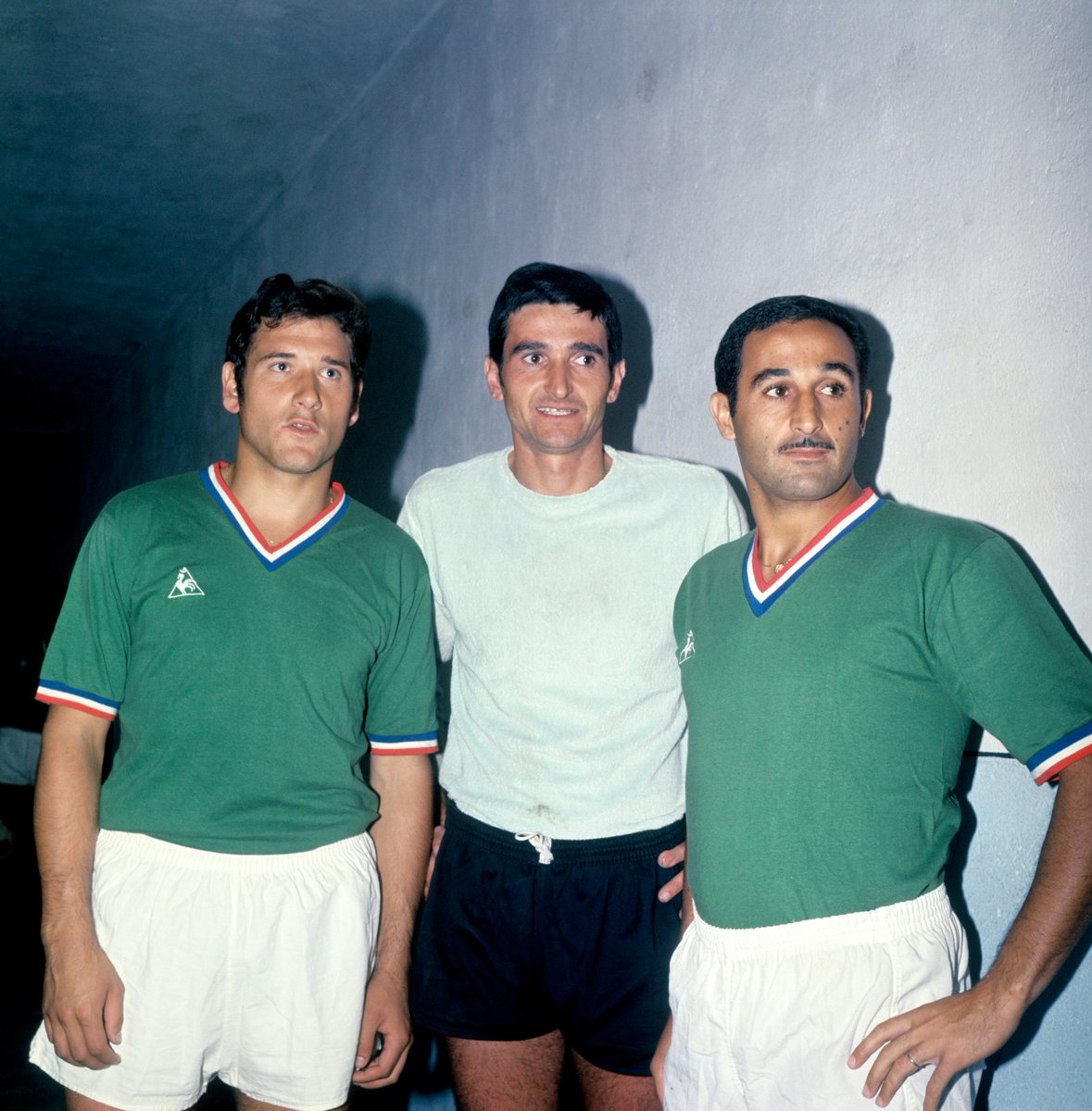 ASSEofficiel's tweet photo. 🖤 Rachid Mekhloufi. Un géant parmi les grands. https://t.co/Oq8nHAMIIQ