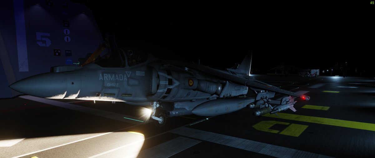 NovenaVirtual's tweet photo. Uno de nuestros pilotos sale de madrugada. Hay que lanzar bombas de precisión sobre un puesto avanzado camuflado en una aldea.
Se van a desplazar al amanecer y ya será muy difícil encontrarlos, no hay tiempo que perder.

[Sigue] https://t.co/lgOpv0P0Nw