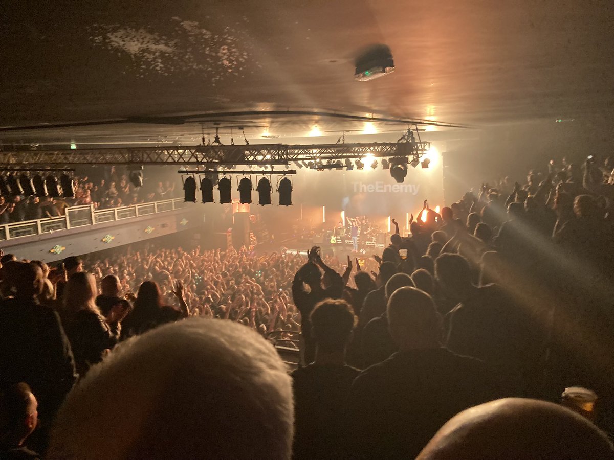 DPB_81's tweet image. @theenemyband 2022 and 2024 from the same spot #birminghamO2