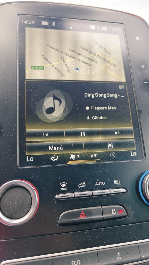 Ayer me salió esto aleatoriamente en Spotify y no pude dejar de acordarme del maldito sexy y varonil <a href="/Butano21/">Butano21</a>.

PD: maldito trapito y la electricidad estática, limpio el coche a menudo 🤣