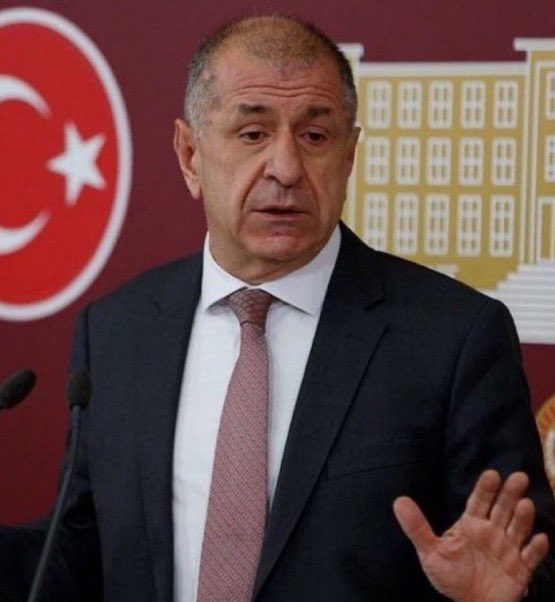 Ümit Özdağ: “Şeyh Sait vatan hainidir. İngiliz emperyalizminin köpeğidir. Alçak bir katildir.

Pis canını kurtarmak için kaçarken Çarpuh Köprüsü’nde yakalanmıştır. Şeyh Sait’i yargılanmak üzere Diyarbakır’a getiren birliğin komutanı Yüzbaşı Mikail, dedemdir.”