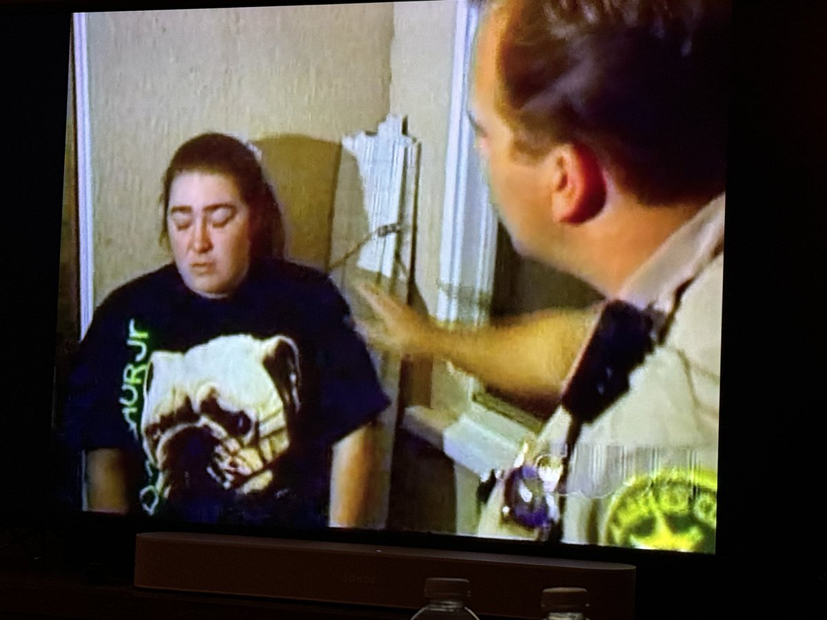 |) | |_ |_ () |\| tweet media