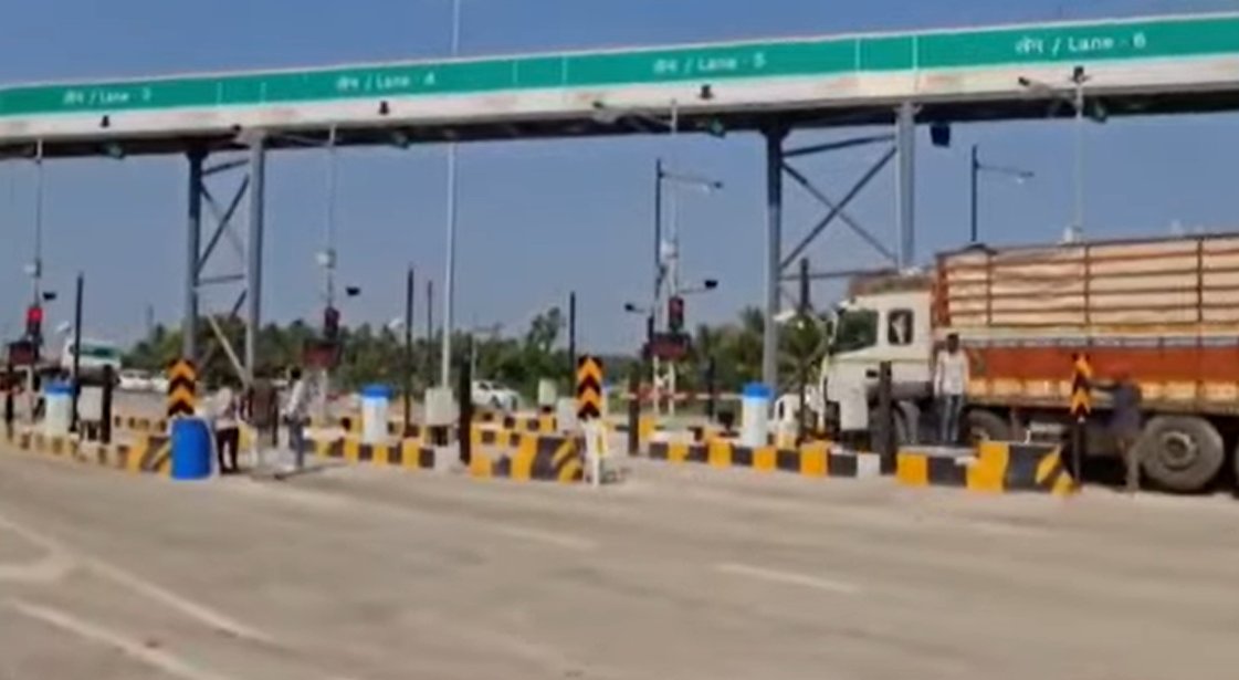 Commuters irked over 3rd toll plaza within 60 km Gir Somnath-Diu route