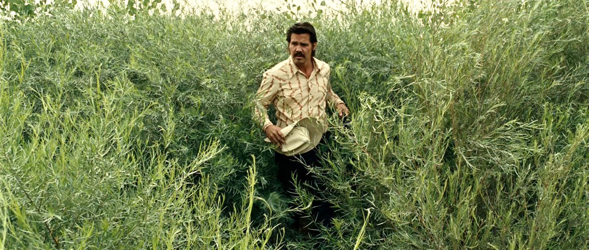 CultureCrave's tweet photo. 'No Country For Old Men' released 17 years ago today https://t.co/AaLb2ZGxma