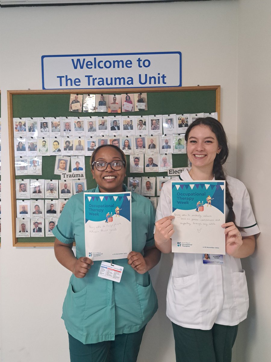 Happy #OTweek from the OT's working in Trauma and Orthopaedics <a href="/Leic_hospital/">Leicester's Hospitals</a>. Always working so hard for patients to get patients home and be as independent as possible 💚 <a href="/uhltherapy/">uhltherapy</a>