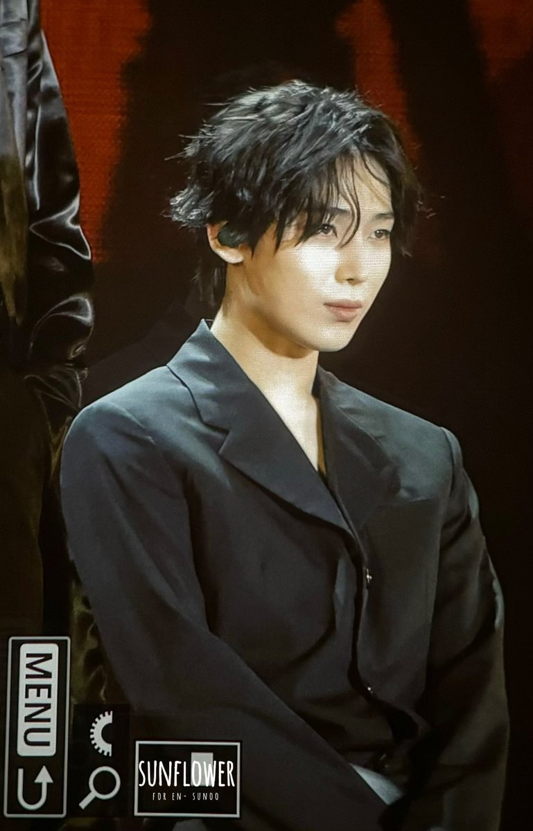 OH PRADA SUNOO SAVE ME