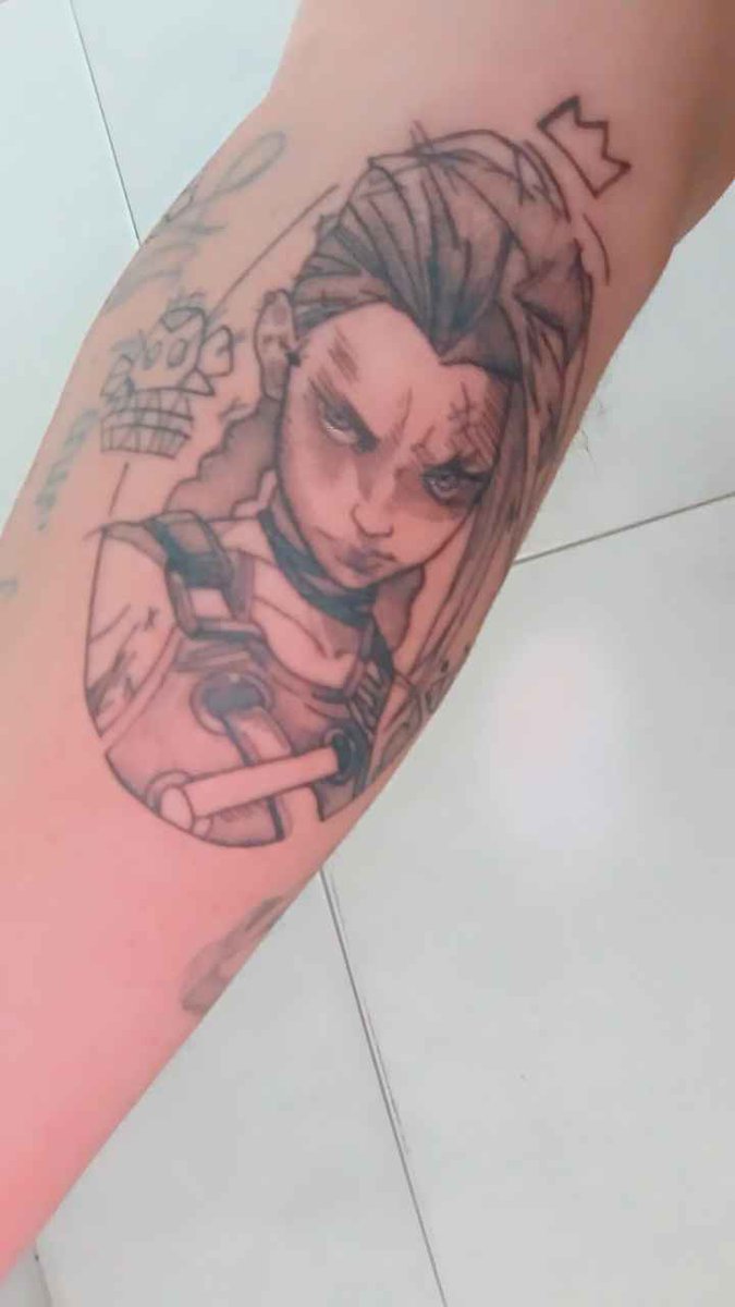 iiTzPrinciipee's tweet photo. I'm a big Jinx fan, the tattoo is mine 😍 https://t.co/T8ORhDrJ29