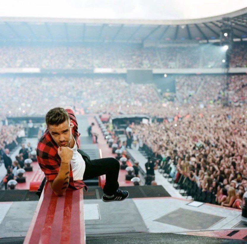 Harry knew that was Liam’s spot 💔