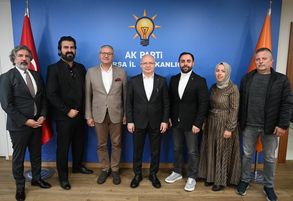 akpartibrs's tweet photo. İl Başkanımız Sayın Davut Gürkan, Tunaboylular ve Deliormanlılar Kültür ve Dayanışma Derneği Başkanı Süleyman Ulusoy ve yönetim kurulu üyelerini, İl başkanlığımızda misafir etti.

@davutgurkan https://t.co/VaF7dOJGzL
