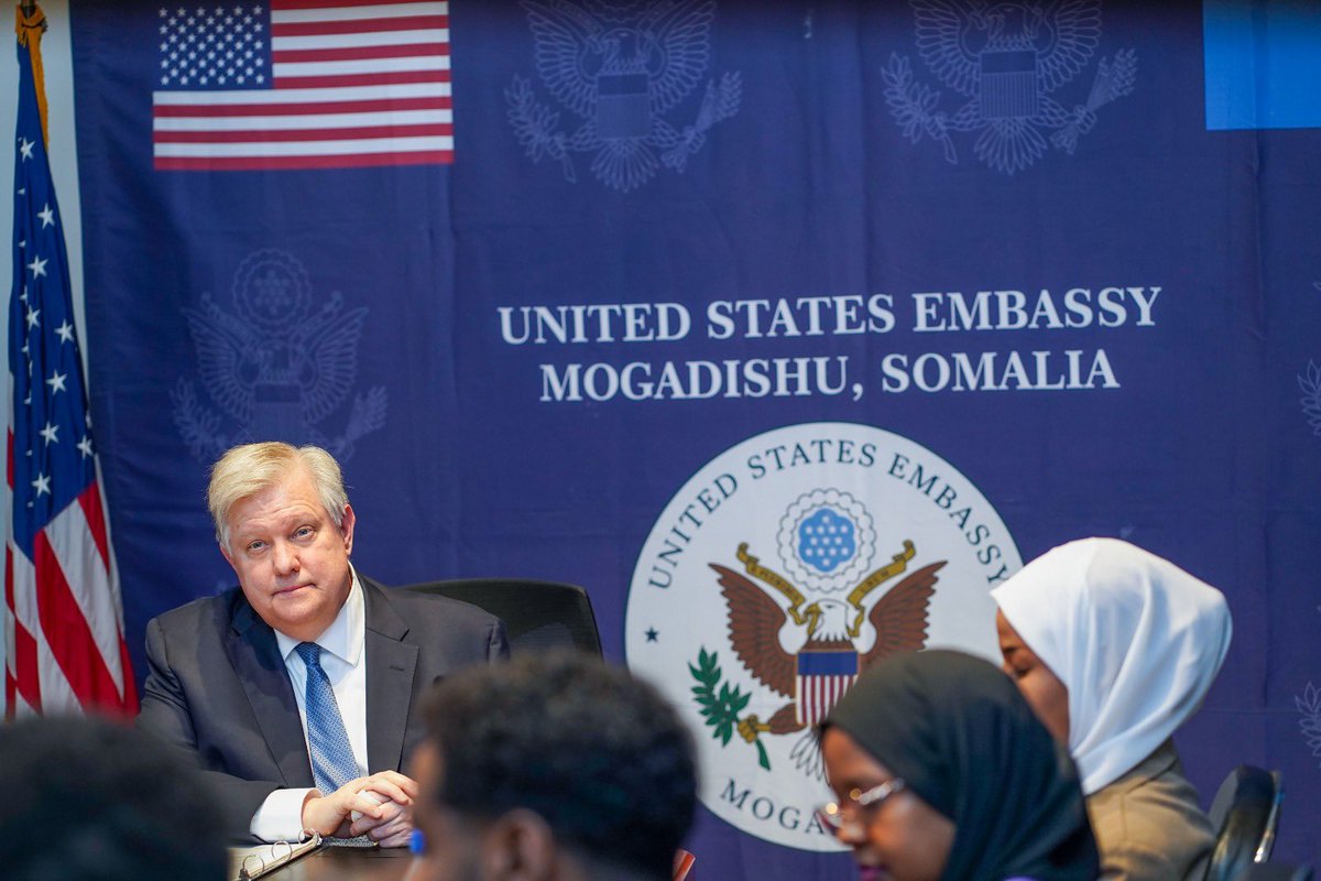 ACMogadishu's tweet image. We hosted a Coffee Chat with Ambassador Riley and youth, exchanging ideas and experiences
Our initiatives empower Somali youth with resources in technology, entrepreneurship, and leadership, inspiring a brighter future and contributing to Somalia's growth #ACMogadishu #ACM