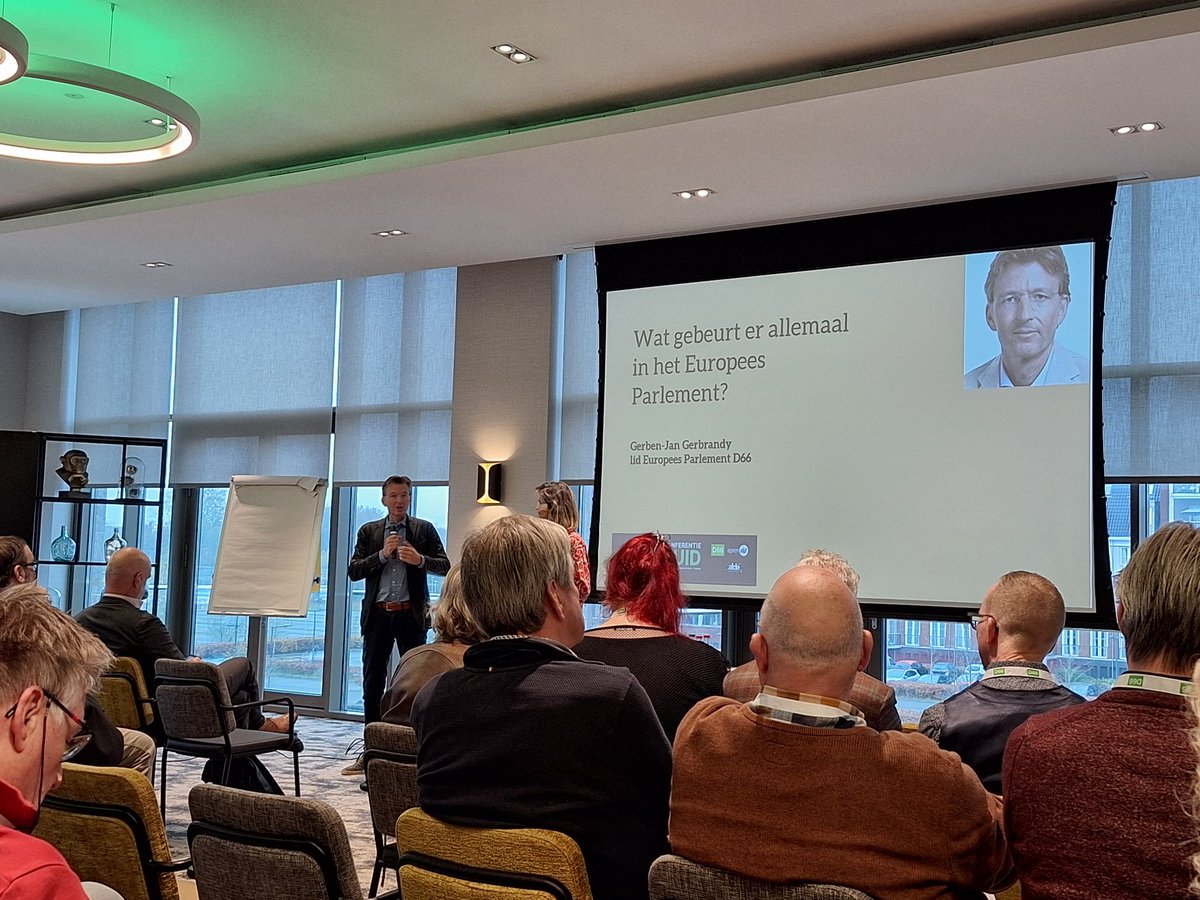 Conferentie Zuid met <a href="/D66Brabant/">D66 Brabant</a> <a href="/ALDEParty/">ALDE Party</a> <a href="/openvld/">Open Vld</a> @D66Zeeland <a href="/D66Limburg/">D66Limburg</a> omdat alles begint met elkaar kennen en juist in deze tijd als sociaal liberalen te staan voor een gezonde toekomst! #D66 #openVLD #ALDE #brabant #Zeeland #limburg #vlaanderen