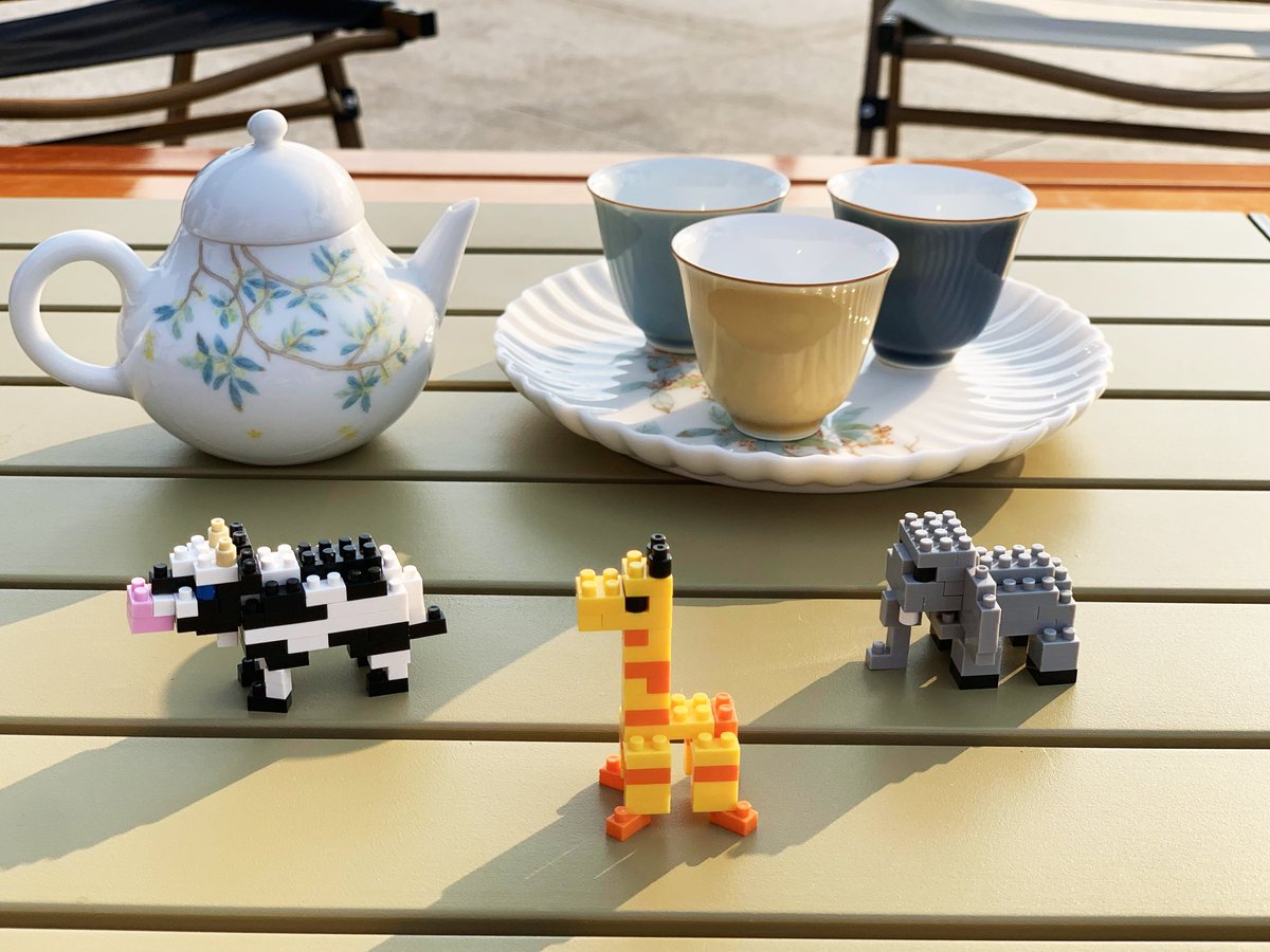 YirunB's tweet image. On a pleasant weekend, bring tea set, mini blocks toys, go outdoors to feel the tenderness of autumn wind, taste tea, and feel the fun of hands-on! This is so much enjoyment!
yiruntoys.com
#nanoblock #miniblock #microblocks #buildingblocks #lego #legobricks #wholesale