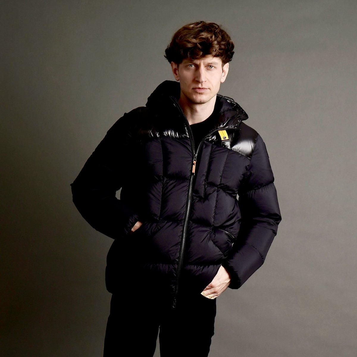 StephanMientus's tweet image. PARAJUMPERS x mientus
mientus.com/de/labels/para…
#mientus #parajumpers #berlin #laurenszimpel