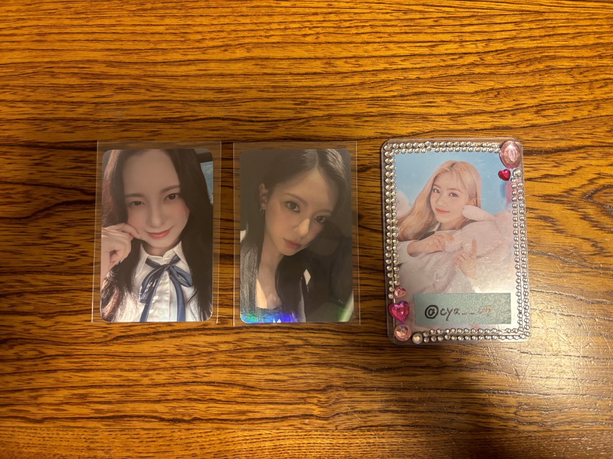 cya__04's tweet photo. MADEIN トレカ　交換

譲)マシロ

求)同異種イェソ　セリナ

※郵送での取引

お気軽にお声掛けお願い致します🙇‍♀️ https://t.co/6taBaUhH8u