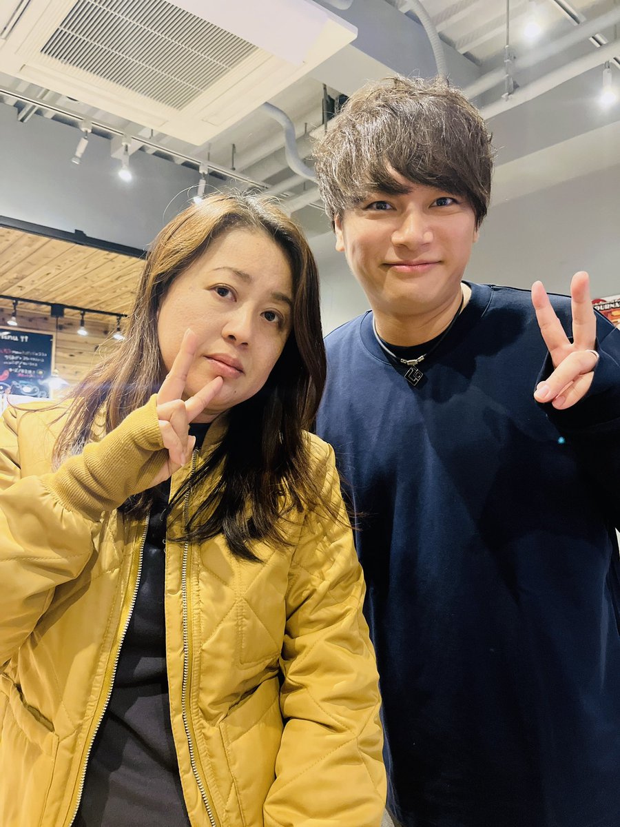 MjmSK9MmNzVV6fy's tweet image. みんなで津村プロに会いに行ってきたよー！八王子は、思ったより近い✨
土曜なのに、18時まで投げ放題が1000円は嬉しいね☺️ラーメン🍜食べたかったなぁ🤤みんなありがとう。残り3戦も頑張って下さい⤴︎
#津村友弥
#Glanz
#八王子