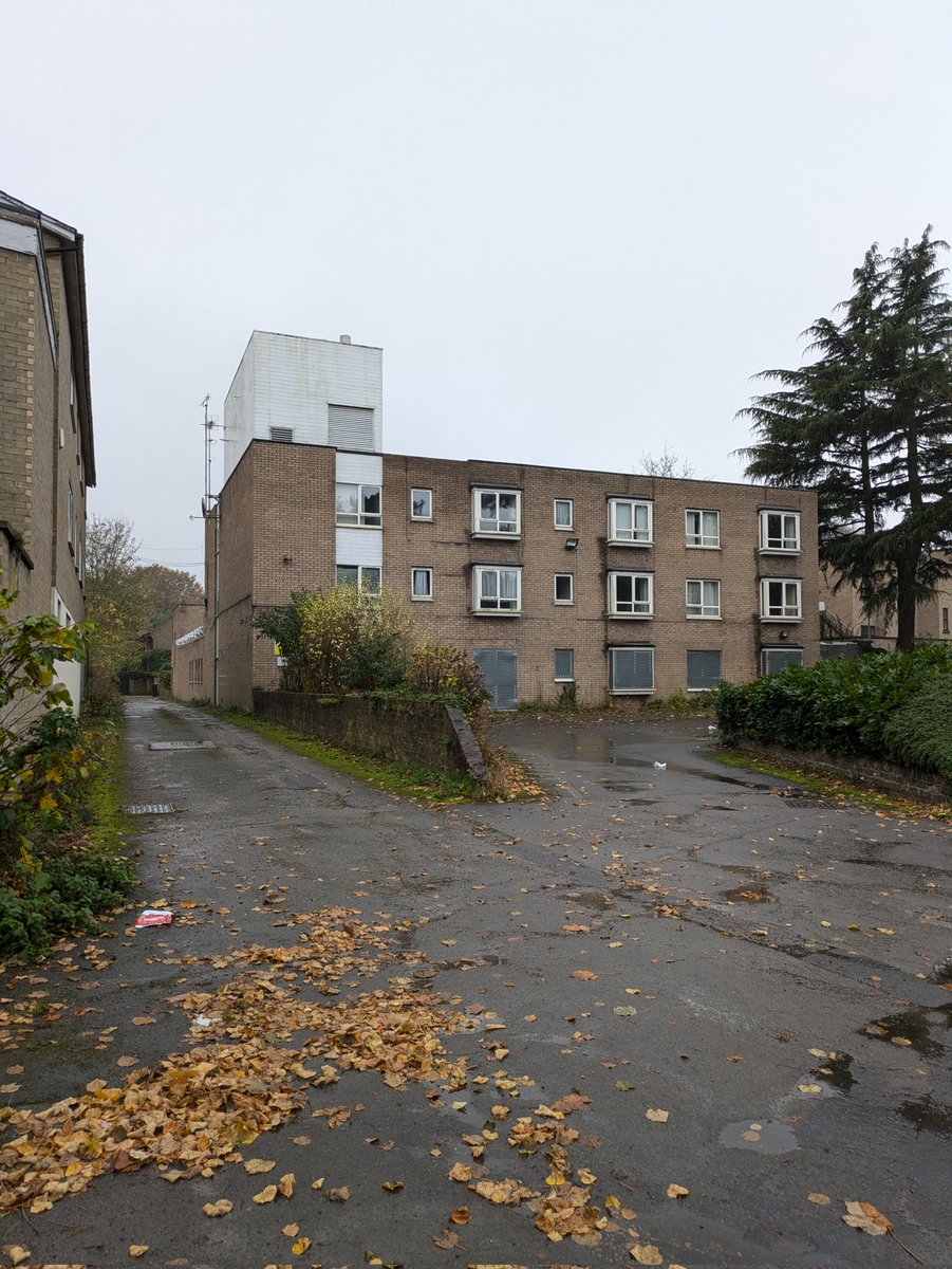 These properties are less than 1.5miles from the centre of York but have stood empty, derelict for years - why? 

Our over restrictive and burdensome planning laws. 

This has to change for the benefit of our children. Growth is the only way

#GrowthStrategy #HousingDisaster