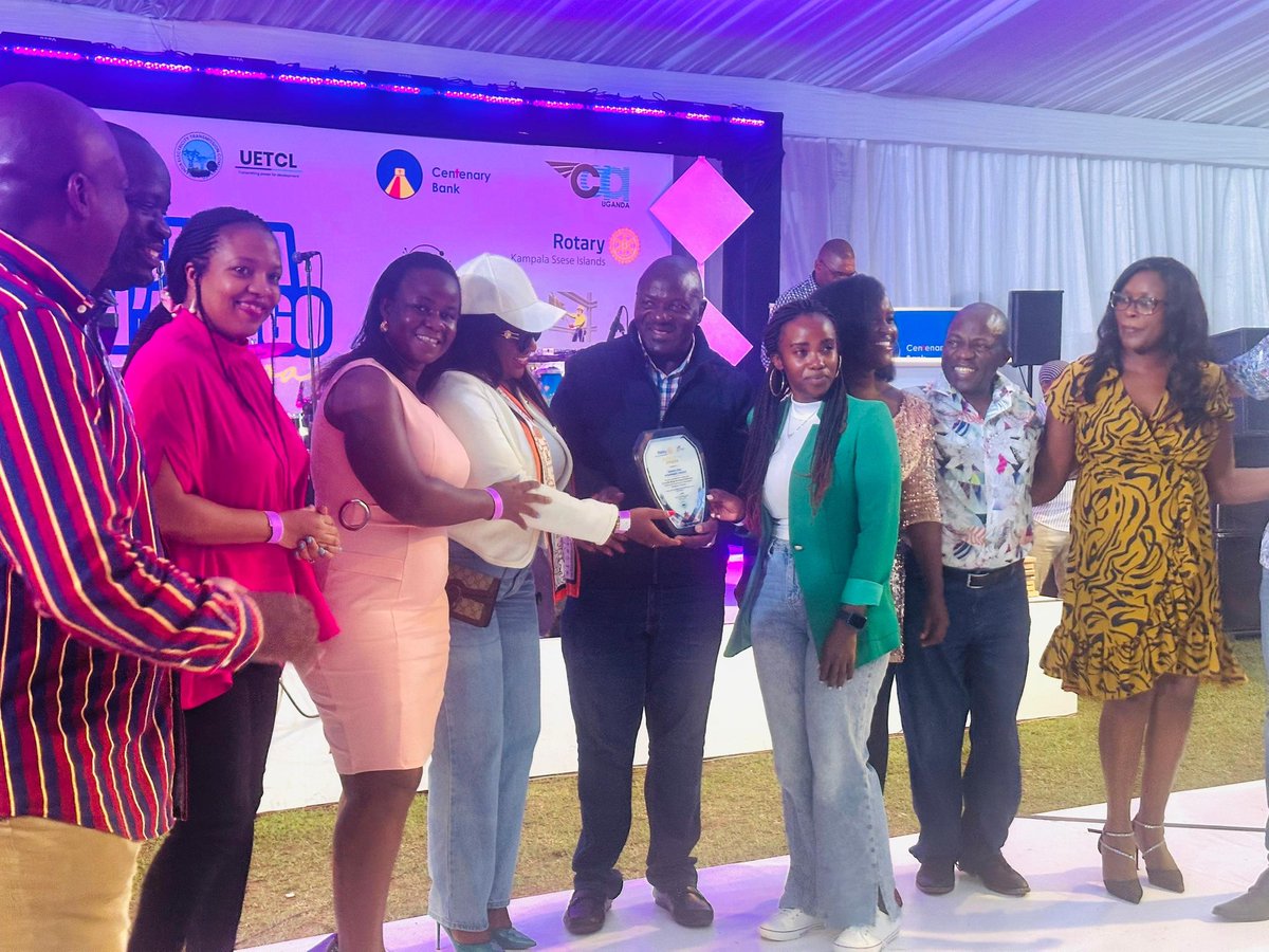 CentralRotary's tweet photo. Grateful for this recognition of our partnership in the Cheza Na Afrigo for Impact Fundraiser. At Rotary Club of Kampala Central, we believe in the power of giving back and supporting impactful causes. #RotaryProud #ImpactThroughService @RCKSI https://t.co/HakG7WoJJy