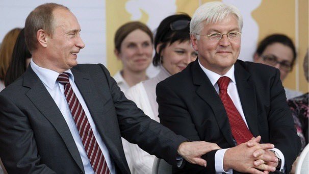 witold_jacek's tweet photo. Europas Verräter aber immer noch Präsident: Steinmeier. https://t.co/s1yJqpsSq9