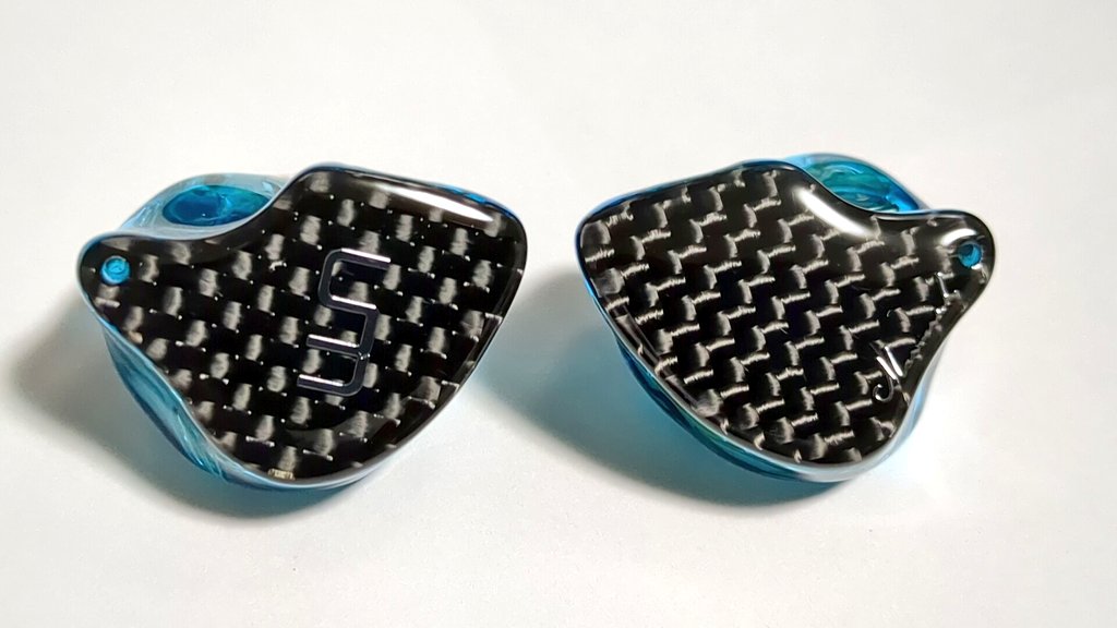 Unique Melody MAVERICK Ⅱ カスタムIEM 【公式通販】 Uniquemelody