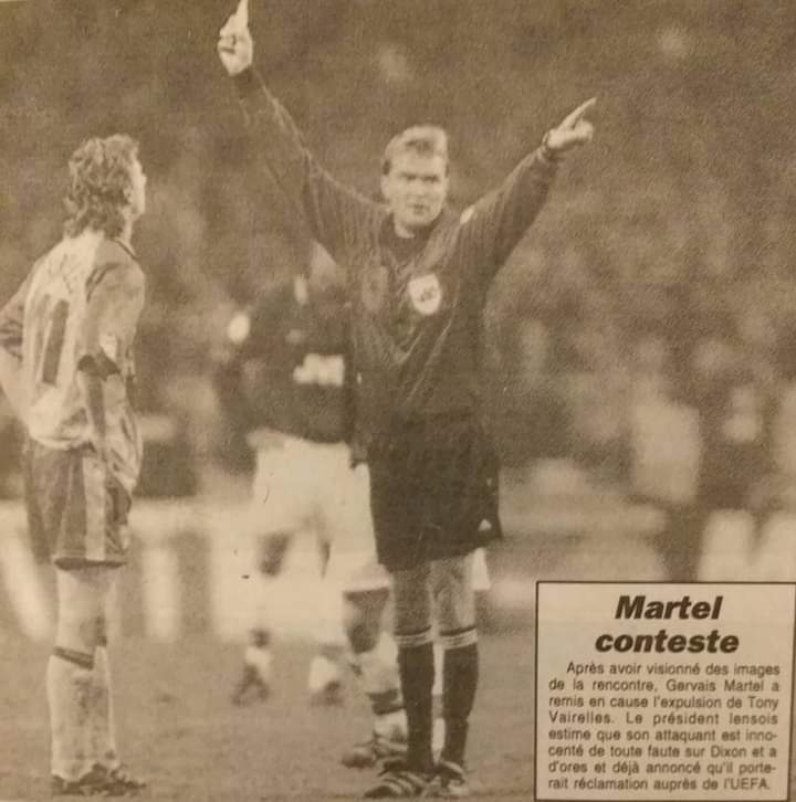 LensVintage's tweet image. ⚽ #wembley le 25 novembre 1998 (0-1) 73 707 spectateurs. #Dixon #NoVar #ArsenalFC #RCLens #vairelles #championsleague