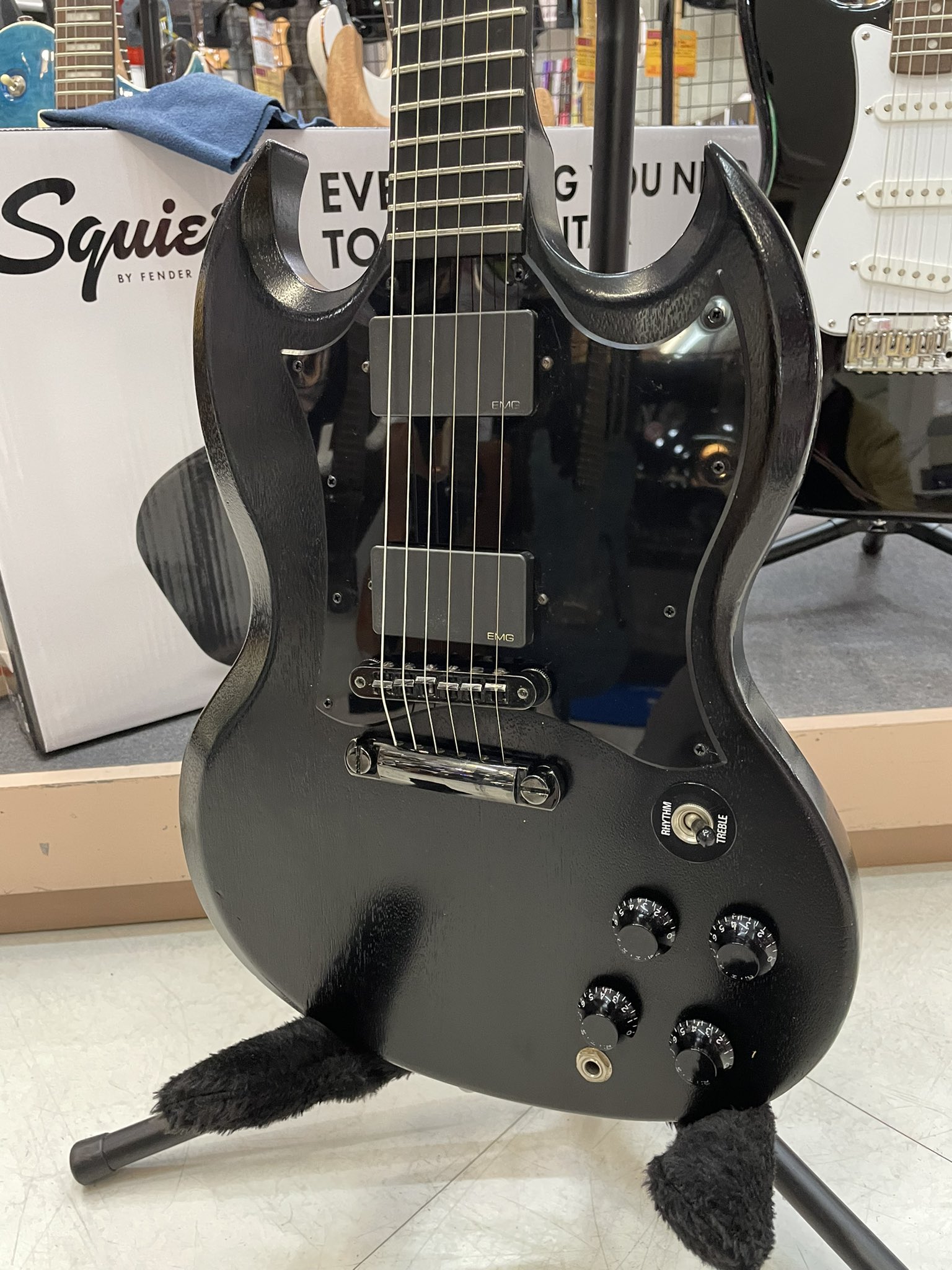 gibson sg gothicⅡ EMG搭載　かなり美品 Gibson SG Gothic Ⅱ EMG # ALL BLACK 2006年製【Player's