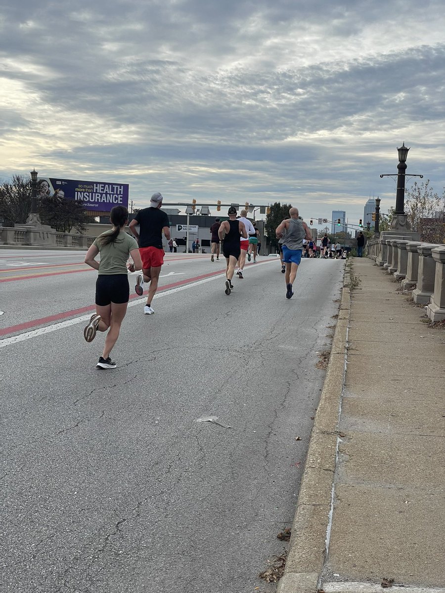The moments you’ve trained for. 👟

<a href="/CNOFinancial/">CNO Financial Group</a> | #BeMonumental