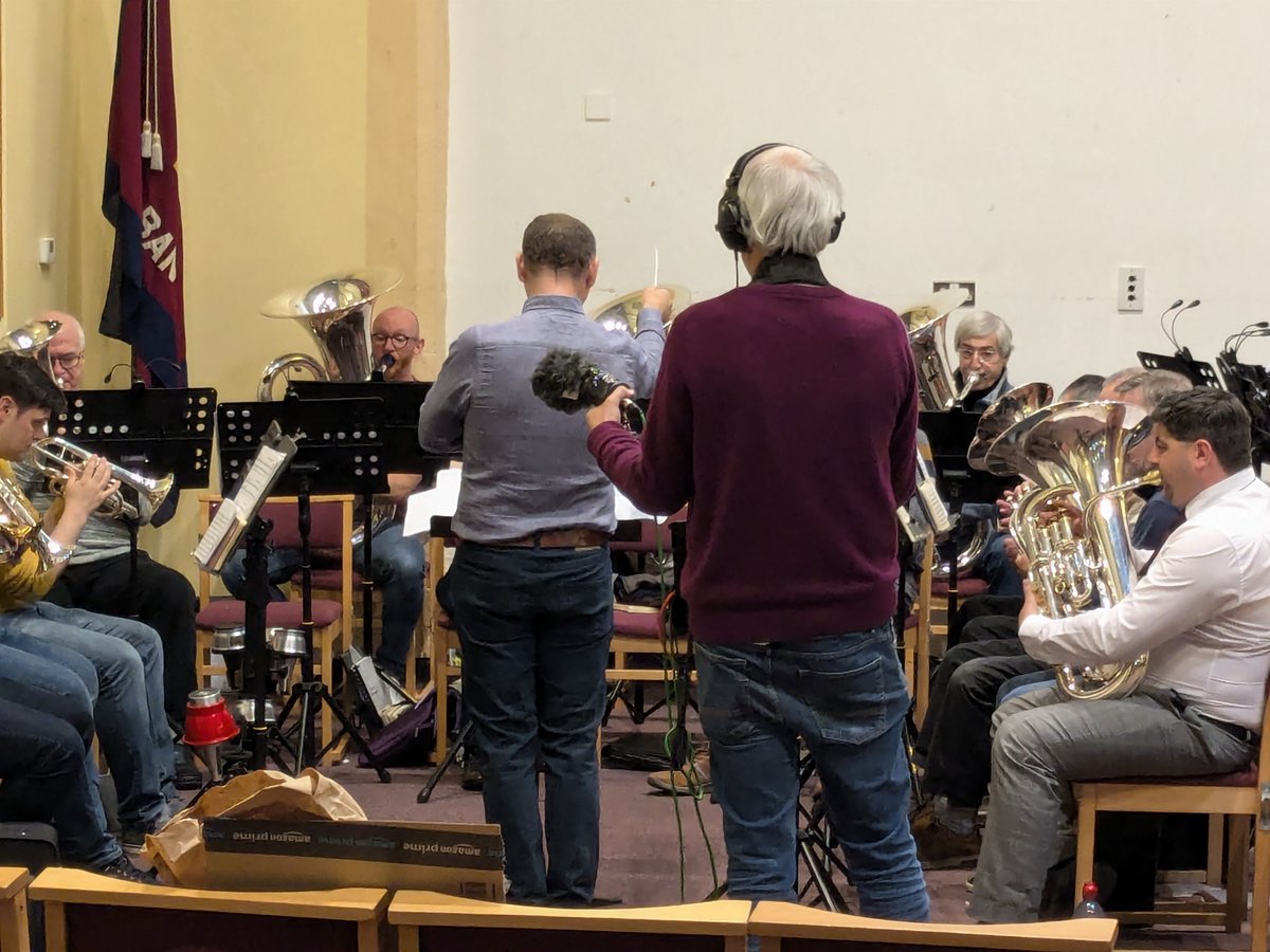 Tiwniwch i mewn i 'All Things Considered' ar BBC Radio Wales ddydd Sul yma 9am.
Y cyflwynydd Jonathan Thomas yn edrych ar yr hanes 
a gwaith Byddin yr Iachawdwriaeth yng Nghymru wrth iddi ddathlu ei phen-blwydd yn 150 oed. 
Yfory 9am.
#Dymagariad #TSAWales150