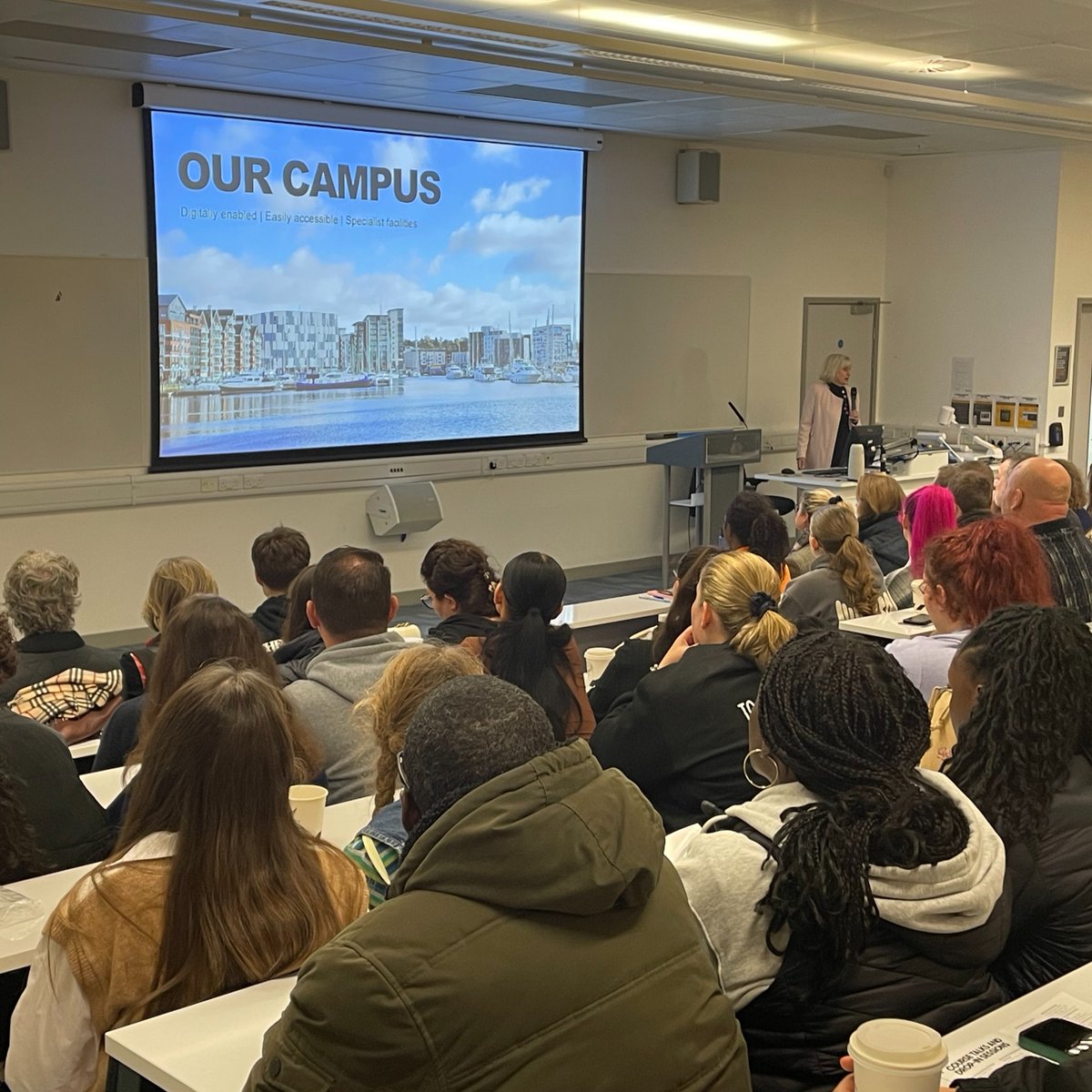 UniofSuffolk's tweet photo. We've had a fantastic Open Day on campus today, with lots of visitors arriving to find out more about courses, accommodation and life at Suffolk 💛
Keep an eye out for the dates of our next ones if you missed today's event: https://t.co/Y4YNEOE5QF
#HelloSuffolk #UniOfSuffolk https://t.co/BCreGwGidd