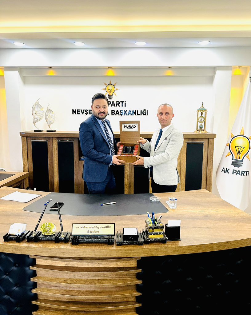 Akparti Nevşehir İl Başkanı Muhammed Feyzi AYGÜN Beye Hayırlı Olsun Ziyaretinde Bulunduk.
MUSİAD Nevşehir ve Faliyetleri Hakkında Bilgi Paylaşımında Bulunduk.
Nazik Misafirperverliği İçin Teşekkür Ederim.