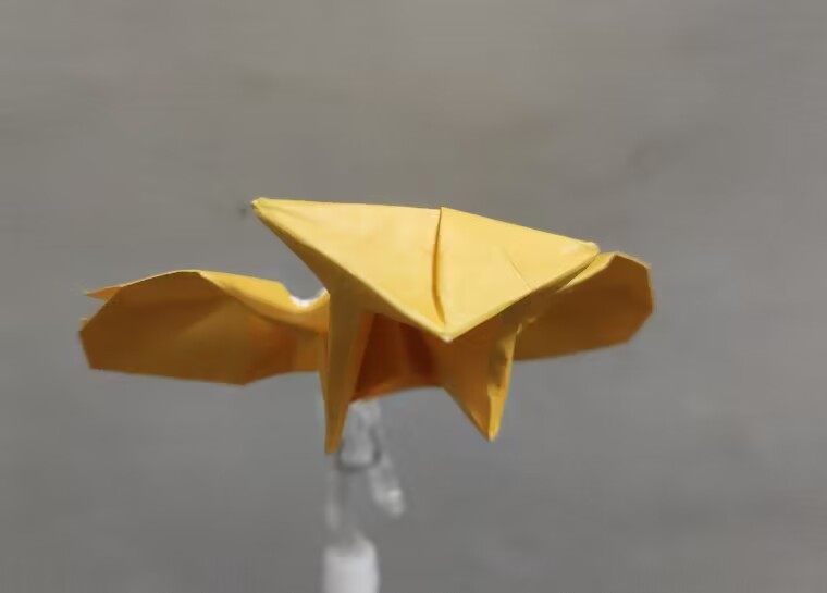 Leo_origami (@leo_origami) on Twitter photo Wait, what? You mean, you hunted peeled kiwis, brown polygons, twisted screwdrivers, and discharged paper airplanes in a row?<a href="/monsterhunter/">Monster Hunter</a>
#MonsterHunterWilds #Origami Wait, what? You mean, you hunted peeled kiwis, brown polygons, twisted screwdrivers, and discharged paper airplanes in a row?<a href="/monsterhunter/">Monster Hunter</a>
#MonsterHunterWilds #Origami