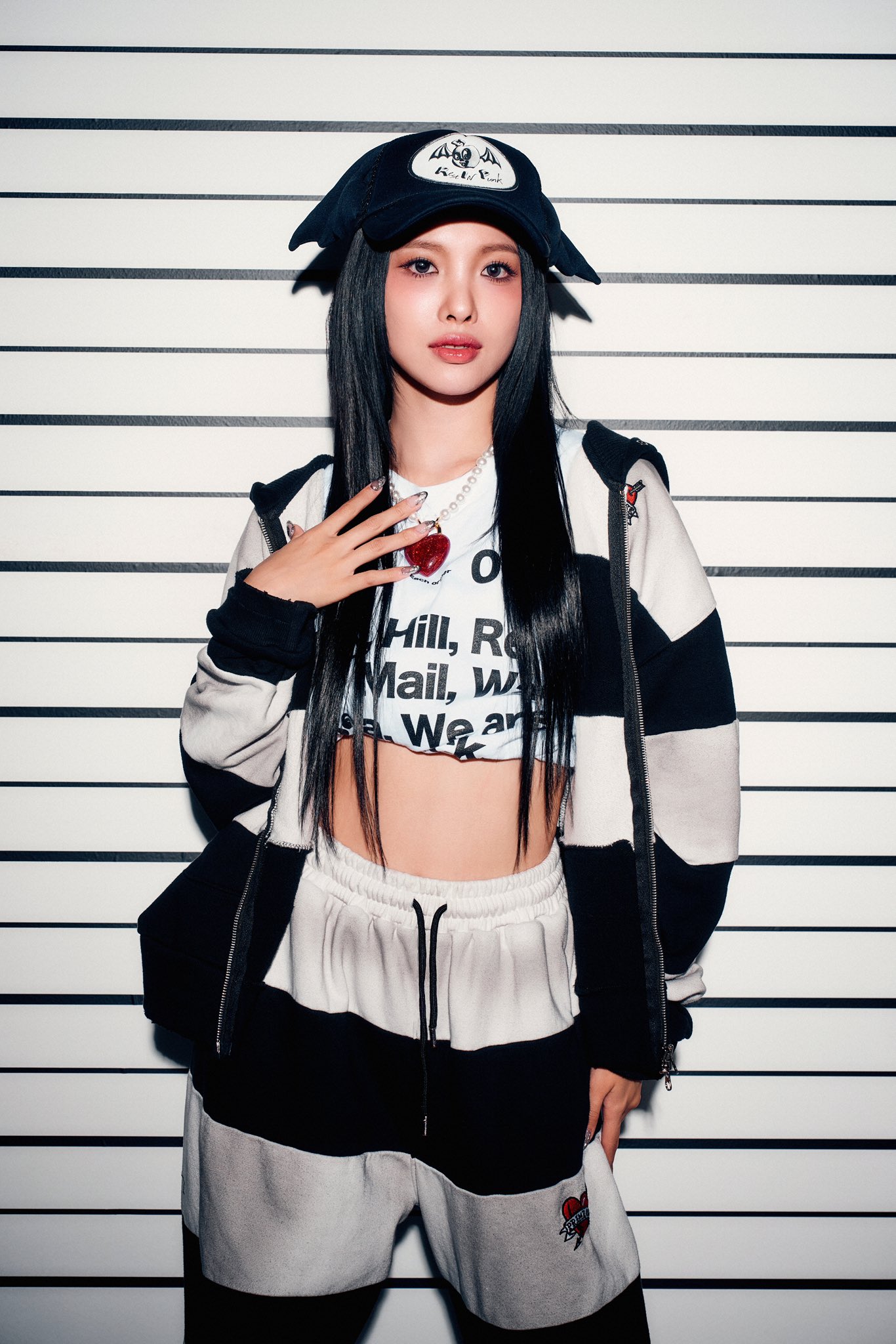 Gb843UmboAApmbZ?format=jpg&name=large