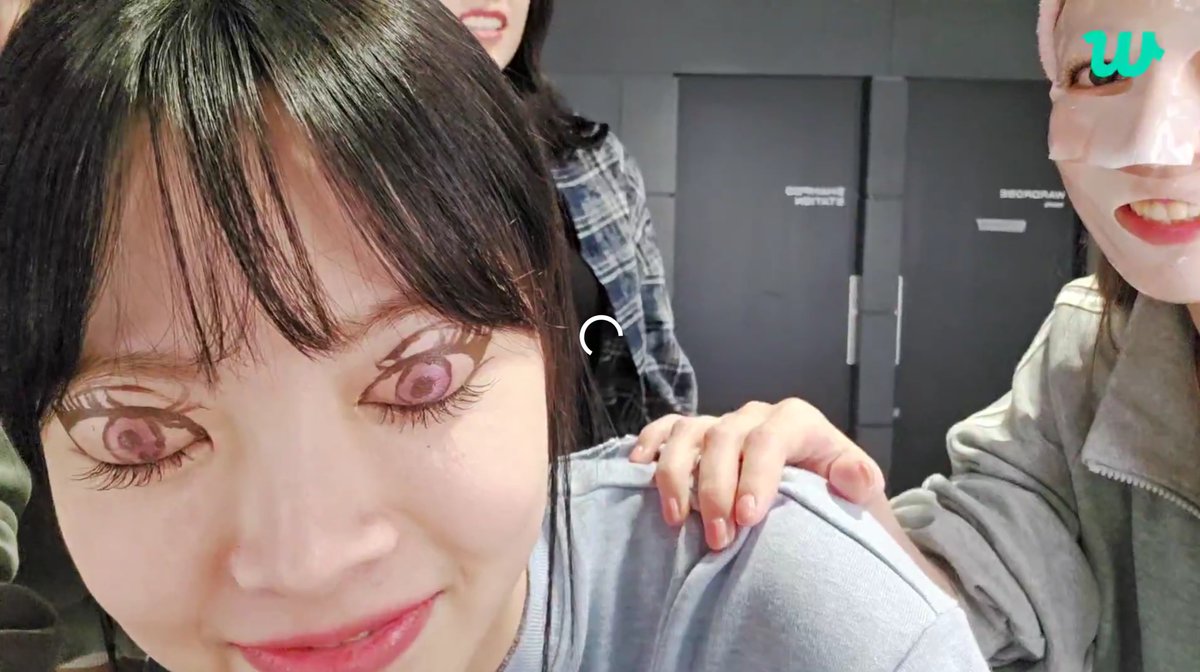 powha's tweet photo. Happy Eunchae Day!🍒

24h Eunchae day stream📷https://t.co/sbE8WGBt23

#SmileyPotato_EunchaeDay
#열아홉의끝_그리고_은채의시작
#LE_SSERAFIM #르세라핌 #HONGEUNCHAE #홍은채 https://t.co/CfYYEmSZD6