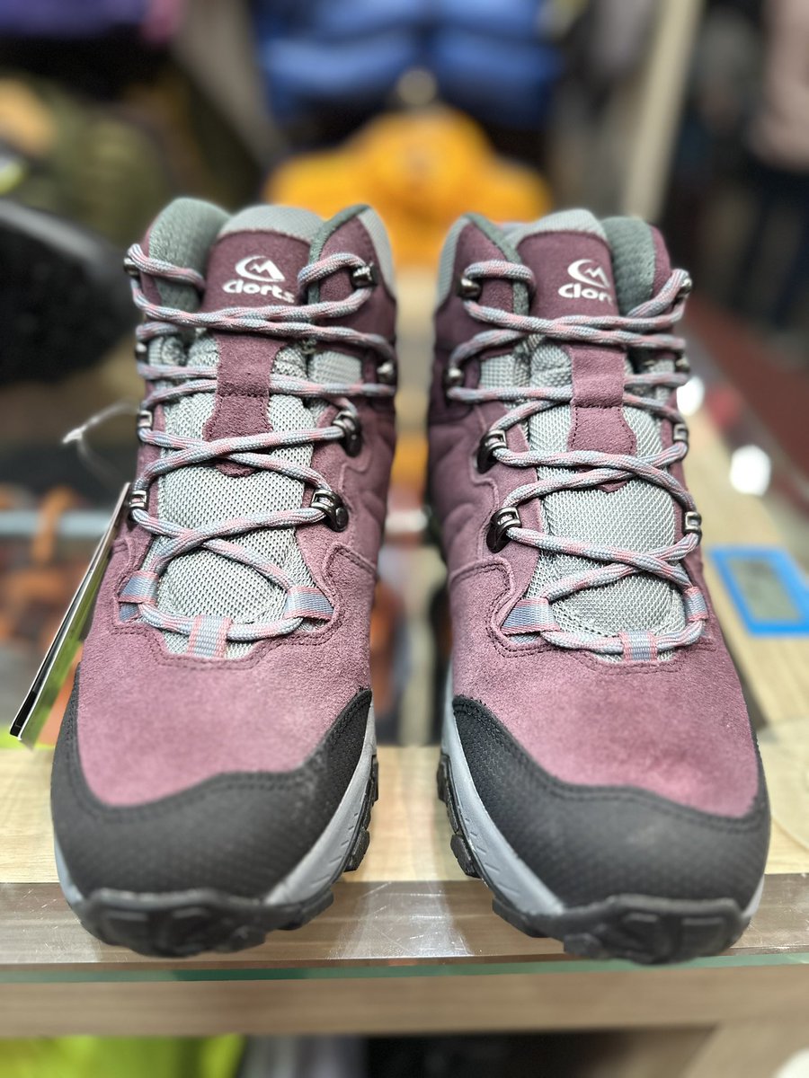 trektools's tweet photo. New ladies clorts Boot arrival😊
Size 36-39
DM for price
Location Thamel Paryatan Marga
Besides K-too resturent
Whats app:-9845436650
                      :-9851095147 https://t.co/tCH2mbWxcf