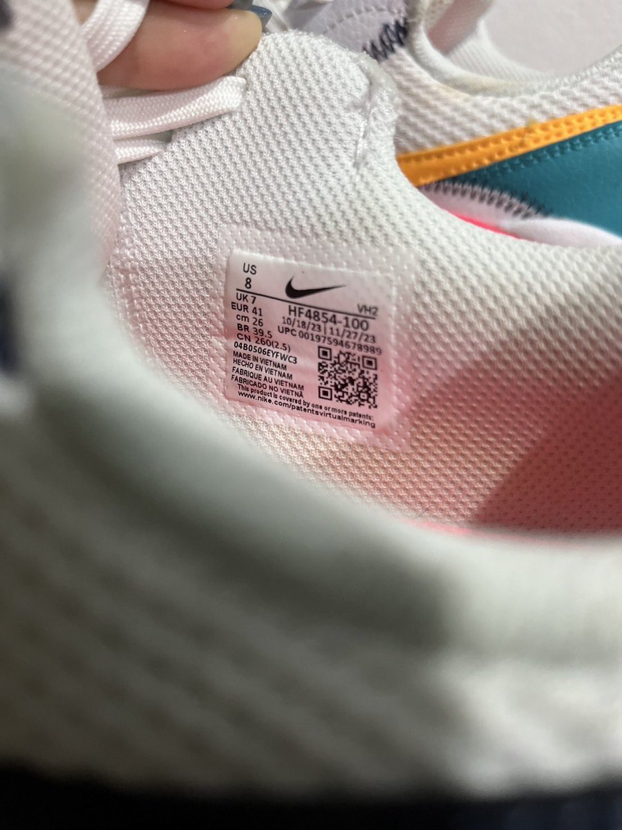 apppareela's tweet photo. Air Max Excee  8us 
ซื้อ 3700 ฿ 
ไม่ค่อยได้ มีกล่องให้ แต่รองเท้านำไปทำความสะอาดเองได้ค่ะ ไม่มีตำหนิเสียหาย
ปล่อยต่อ 2700 ส่งฟรีเลย

#ส่งต่อเสื้อผ้ามือสอง
#รองเท้ามือ2 
#ส่งต่อรองเท้ามือสอง 
#รองเท้ามือสองของแท้ 
#เสื้อผ้ามือสอง https://t.co/iJ55UuRWea
