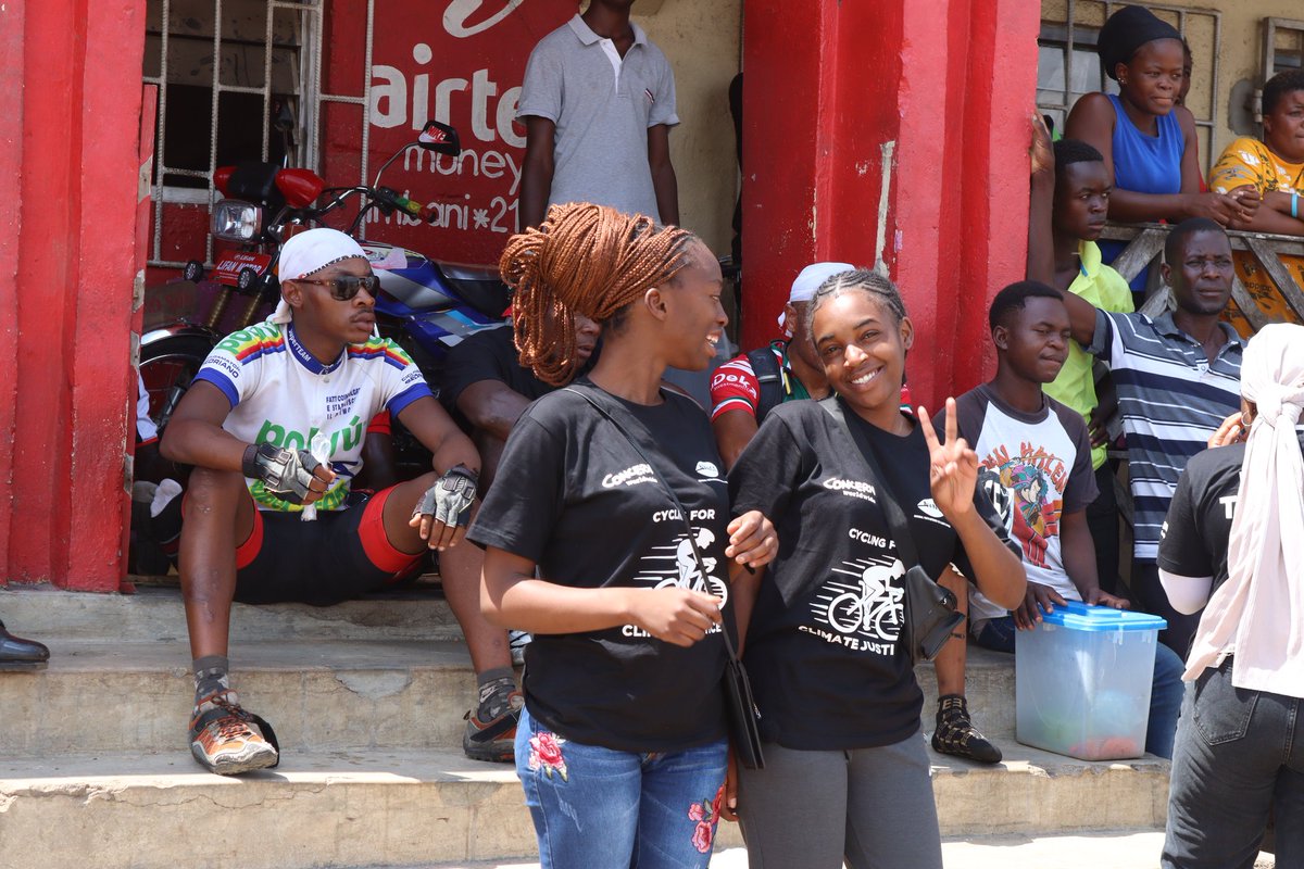 cisonecc_malawi's tweet photo. Gerad Gasiyano, Zalewa Youth Chair, voices the urgency of climate action: “Climate change has shifted rain patterns, causing hunger and extreme heat. Years ago, timely rains meant food security—now, we face uncertainty.”
#YouthForClimate #PlantTrees #CyclingForClimate https://t.co/SRvmRPbcwn