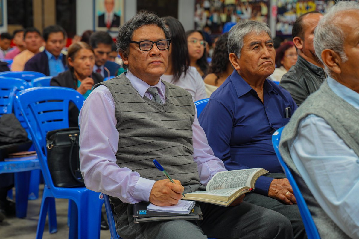 📍En Trujillo, Región 4 se lleva acabo el Encuentro de Directivas de MiPES y Directores de Escuela Sabática 📖, con la presencia de nuestros líderes de <a href="/AdventistasANoP/">Asociación Nor Pacífico del Perú</a>. #RID
