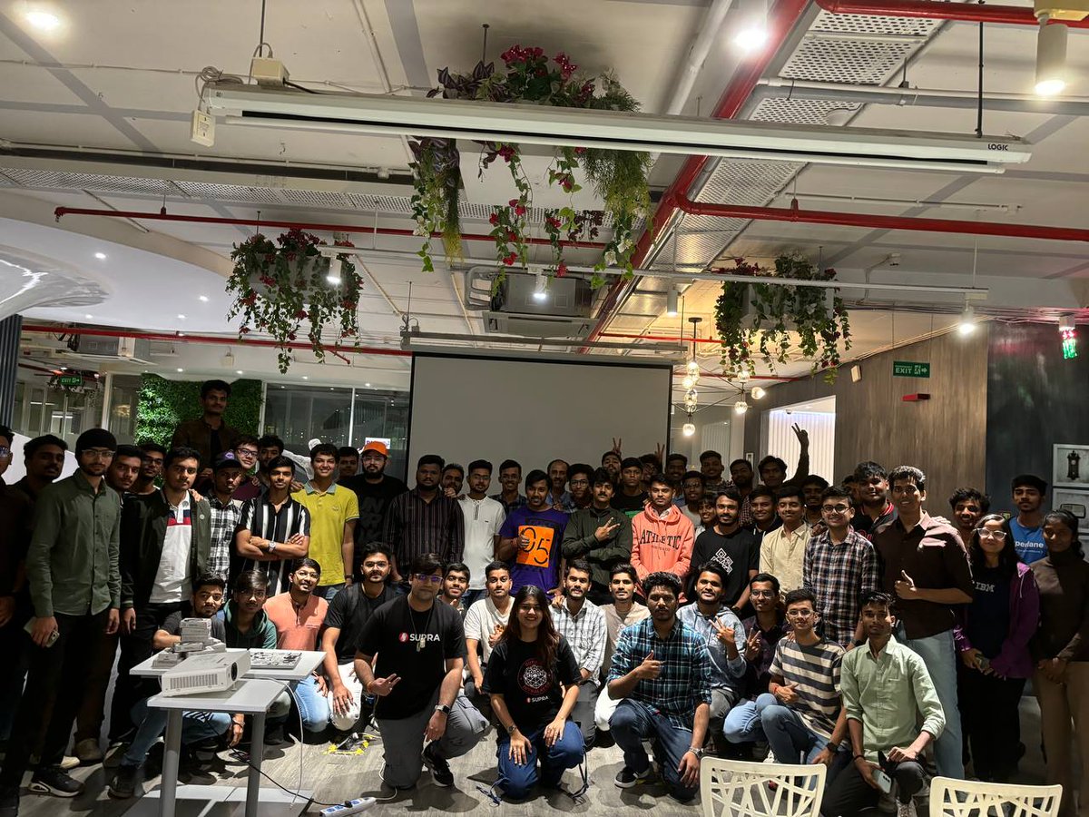 OnchainAditi's tweet photo. MultiVM, 530K TPS, Vertically integrated oracles, dVRF, automation, bridging, POEL, containers and so much more

@SUPRA_Labs is not just another L1, it's THE iphone moment of #Web3 

Hosted our developer workshop in Pune today, on to many more cities in India🤝 https://t.co/eZ94WgUMX1