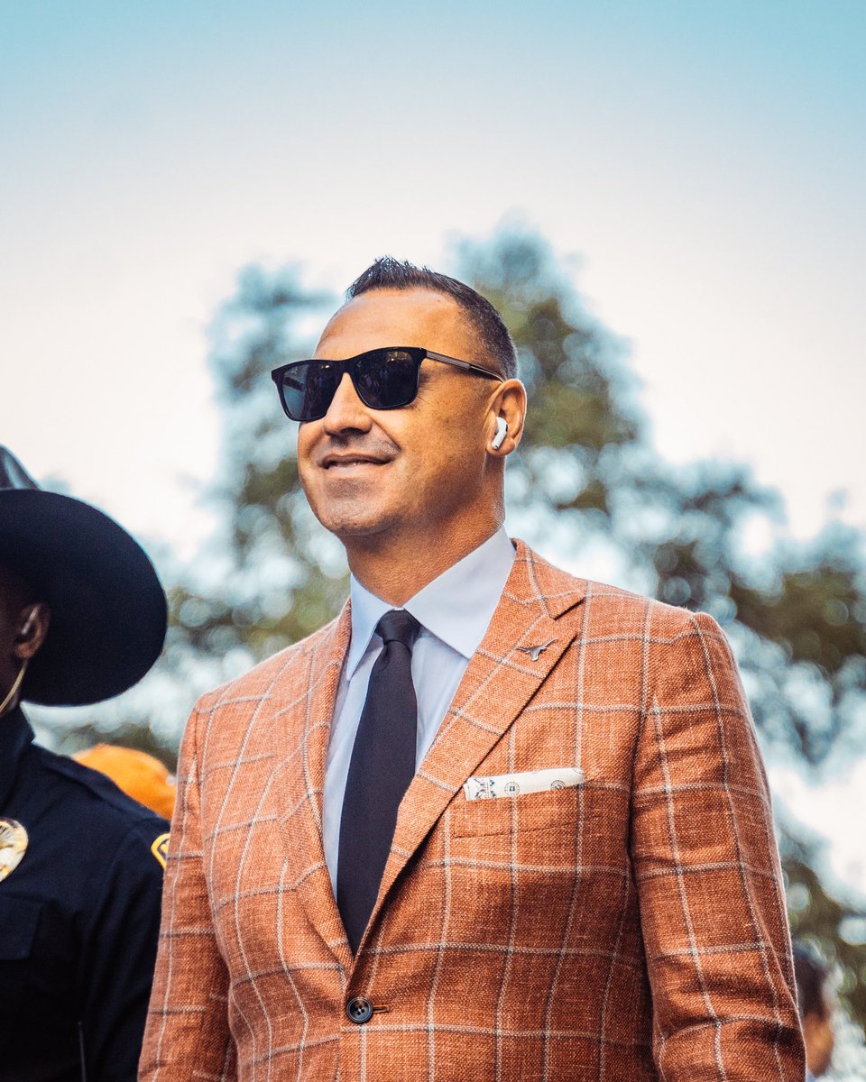 Texas Football tweet media