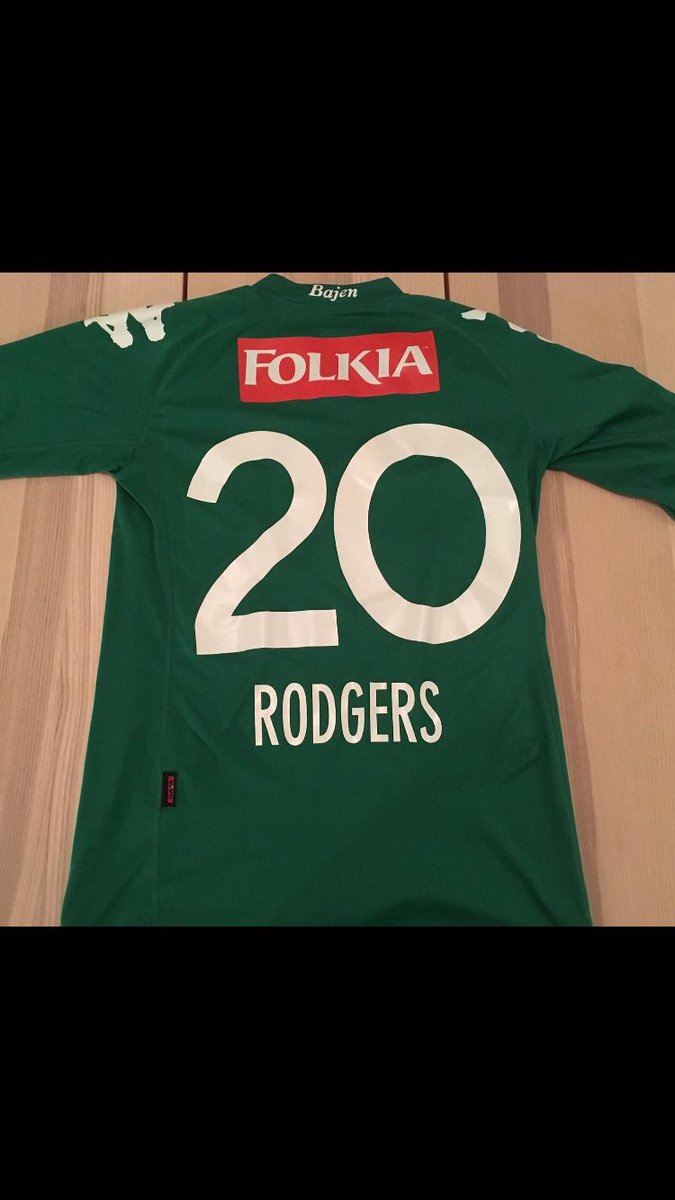 olofssonpeter's tweet photo. @charlielarssoon Svårslaget va? 😅 https://t.co/F5ymPKnaeo